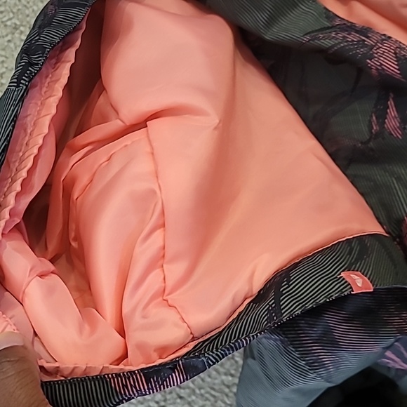 NWT Girls' Roxy Jetty Dryflight 10K/X3 Ski/Snowboard Jacket Size 10 M - Picture 4 of 4